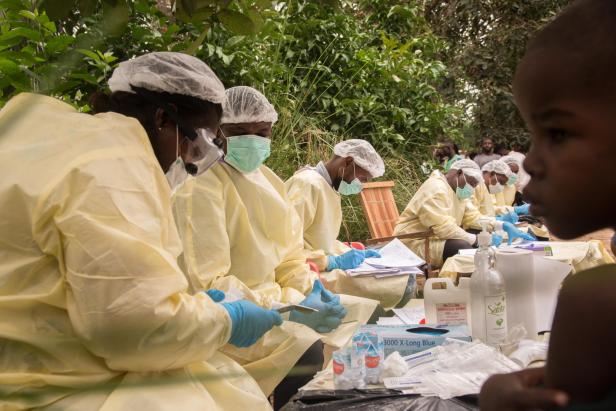 Helfer sollen Frauen während Ebola-Epidemie sexuell missbraucht haben