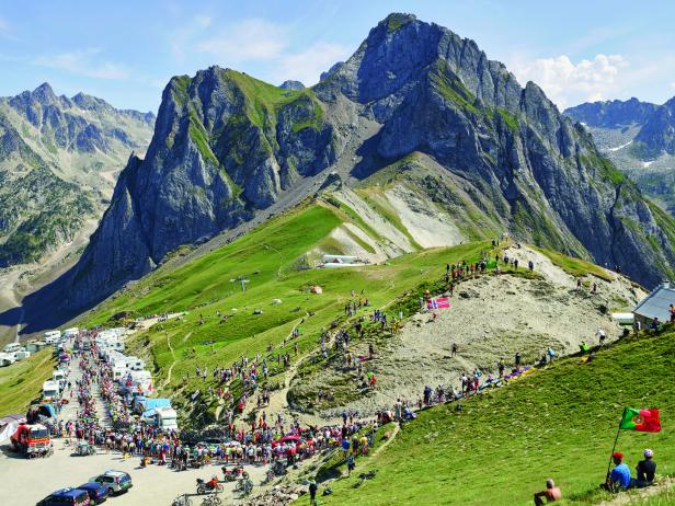 Zum Start des Giro d'Italia: Legendäre Alpenpässe
