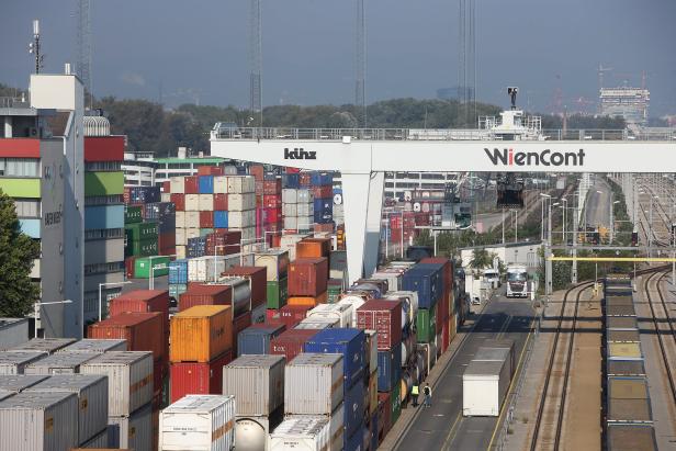 Hafen Linz fehlen die Kreuzfahrt-Schiffe