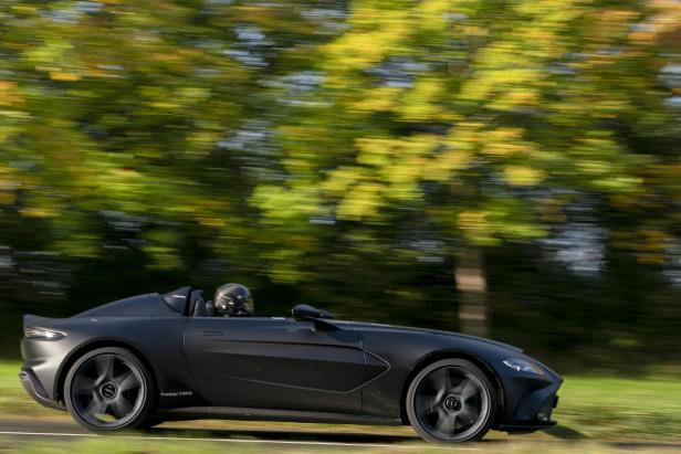 3_aston_martin_v12_speedster_prototype.jpg
