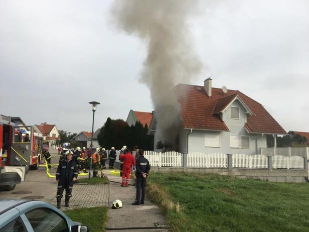 Einfamilienhaus in Siegendorf in Brand: Mehrere Tiere gerettet