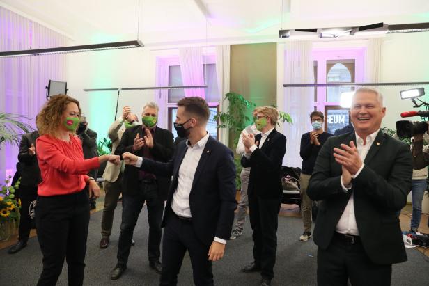Wiener Koalitionen: Grüne formieren Team, Rot-Pink wackelt
