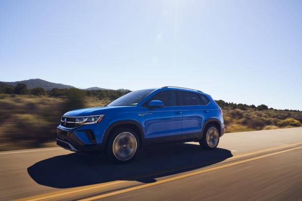 2022_volkswagen_taos-small-12339.jpg