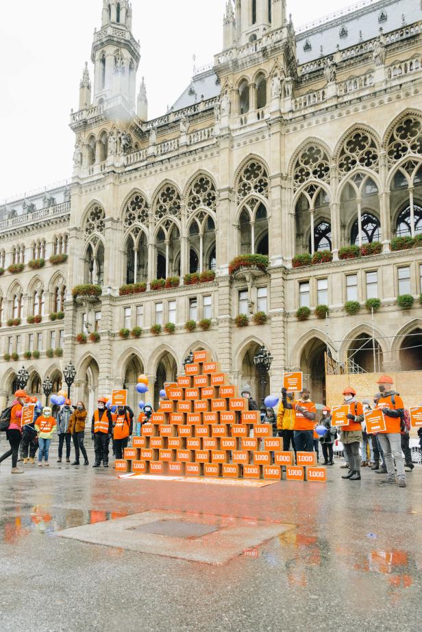 Mehr Platz für Wien: Initiative bringt 57.000 Unterschriften zum Rathaus
