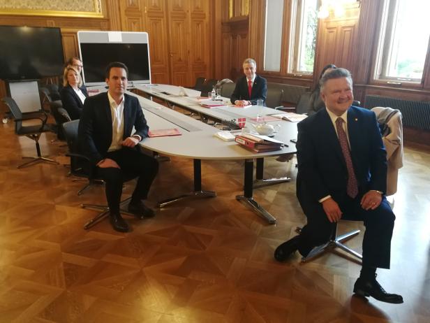 Nach Wien-Wahl: Mit Punschkrapfen zur Sondierung mit dem Bürgermeister