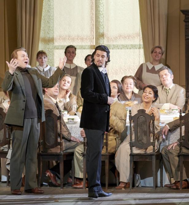 "Eugen Onegin" an der Staatsoper: Einhellig gefeierte Wiener Premiere