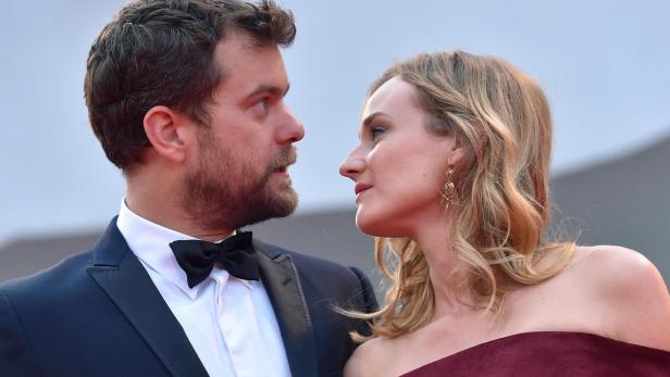 Joshua Jackson und Diane Kruger bei einer Veranstaltung.
