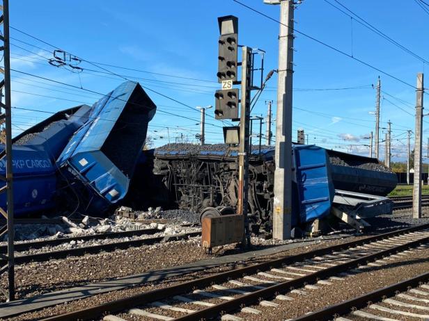 Güterzug in St. Valentin entgleist: Sperre und Verzögerungen
