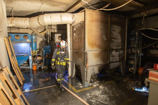 Brand in Mödlinger Werkstatt richtet erheblichen Schaden an
