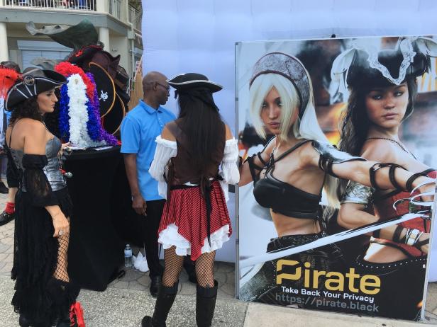 Wie passend: Piratenfest im Steuerparadies