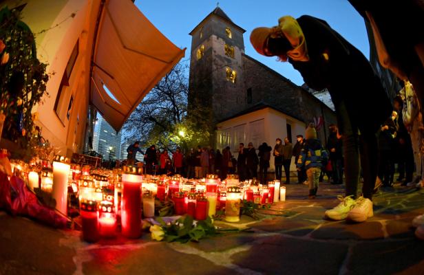 Anschlag in Wien: Zwei weitere Verdächtige in U-Haft