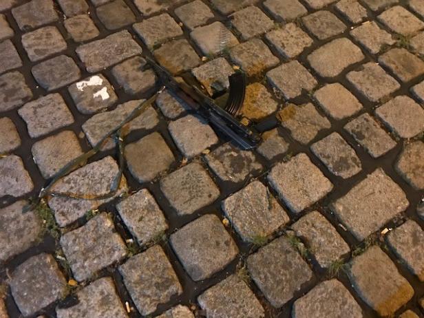 Anschlag in Wien: Das sind die Tatwaffen