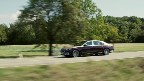 2020-11-19_screenshot_digital-world-premiere-of-the-new-mercedes-maybach-s-class-15-01.jpg