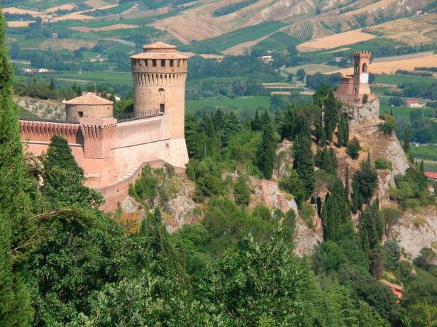 Italien: Mit dem Zug oder dem Rad auf den Spuren Dantes