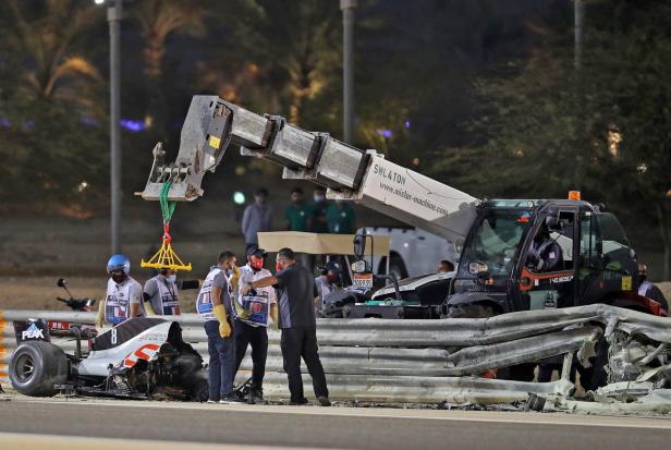 Formel 1: Horror-Crash von Grosjean, nächster Sieg für Hamilton