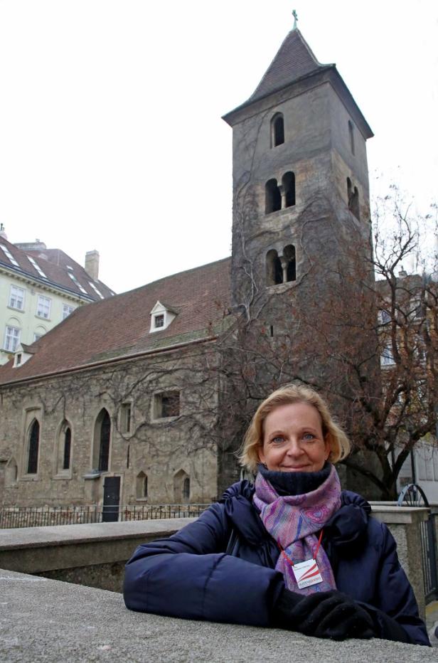 Ruprechtskirche in Wien: Und der Mann vom Mond schaut zu