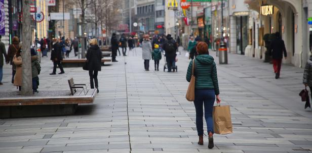 Zweiter Shopping-Tag: Der große Kaufrausch blieb aus