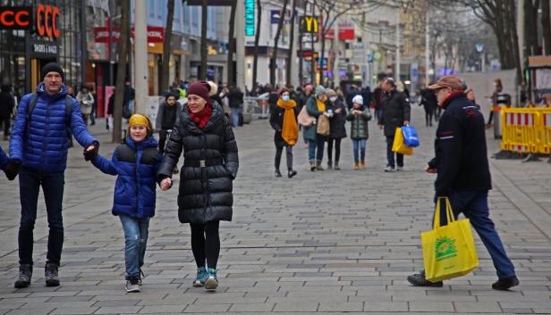 Zweiter Shopping-Tag: Der große Kaufrausch blieb aus