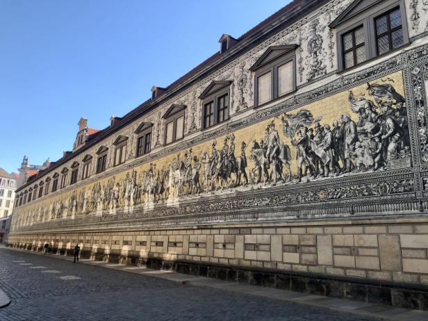 Dresden, die Stadt der „Gaffeesachsen“ und "Eierschecken“
