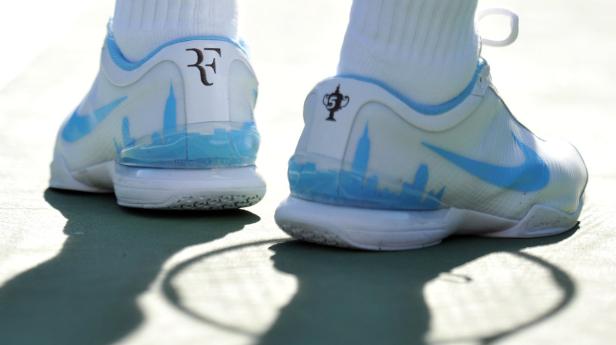 Auf zwei erfolgreichen Beinen: Man kann Federer viel in dessen Schuhe schieben, dass er faul sei, aber nicht.