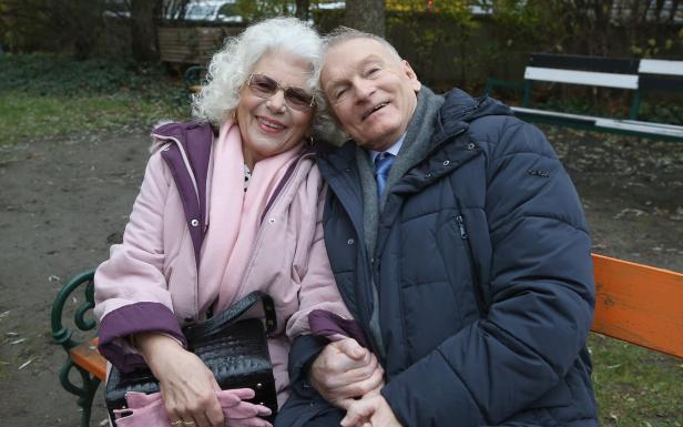 Dieses Liebespaar hat sich beim Senioren-Speed-Dating kennengelernt