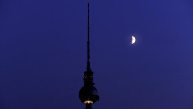 Partielle Halbschatten-Mondfinsternis über Österreich