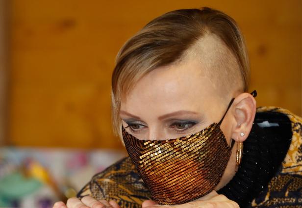 Haare abrasiert: Fürstin Charlene spaltet mit Punk-Frisur das Netz