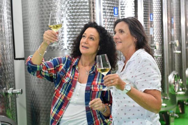 "Traumschiff"-Star Barbara Wussow kreierte Wein zum 60. Geburtstag