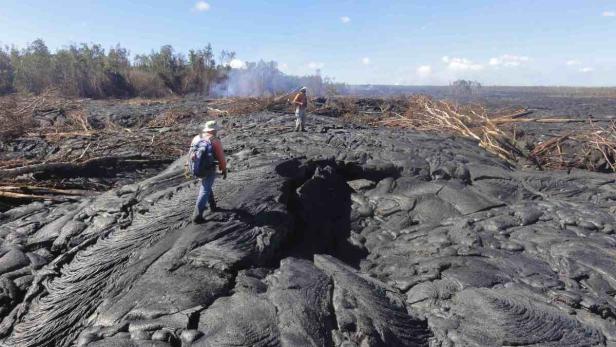 Gefahr auf Hawaii: Lava fließt auf Stadt zu