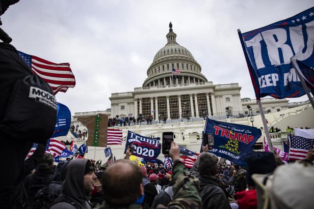 US-TRUMP-SUPPORTERS-HOLD-"STOP-THE-STEAL"-RALLY-IN-DC-AMID-RATIF