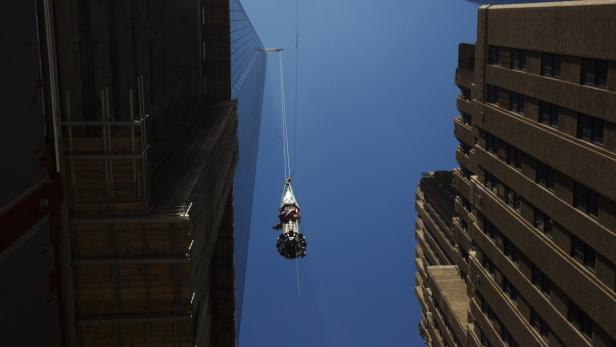 Neues World Trade Center bekommt seine Spitze