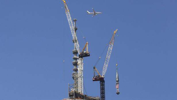 Neues World Trade Center bekommt seine Spitze