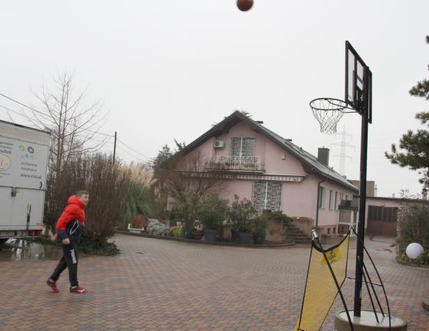 basketball3.jpg