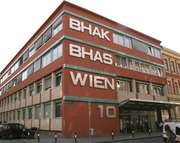 Schulgebäude der Handelsakademie und -schule Pernerstofergasse, Wien 10