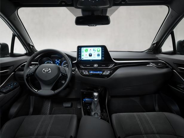 69581-toyota-c-hr-gr-sport-innenraum-chr-int-12.jpg