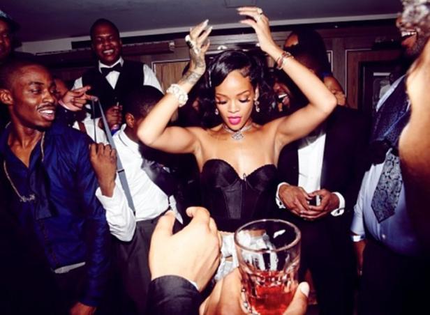 Rihanna: 13.000 Euro-Orgie im Strip-Club