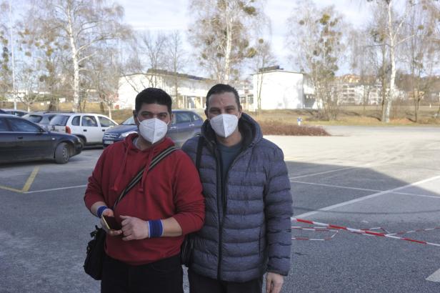 Teststraßen des Landes stoßen an Grenzen