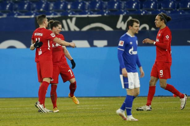 Bundesliga - Schalke 04 v RB Leipzig