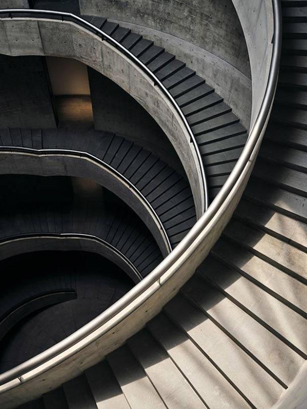 tadao-ando-he-art-museum-china-wendeltreppe