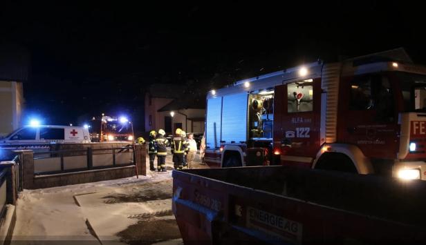 Tragischer Einsatz in NÖ: Frau wurde von Zug erfasst
