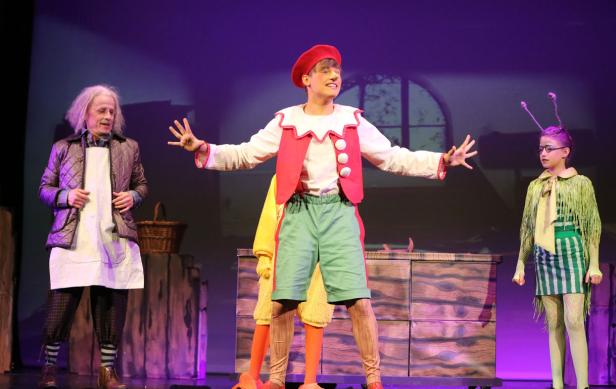 Szenenfotos aus "Pinocchio Superstar