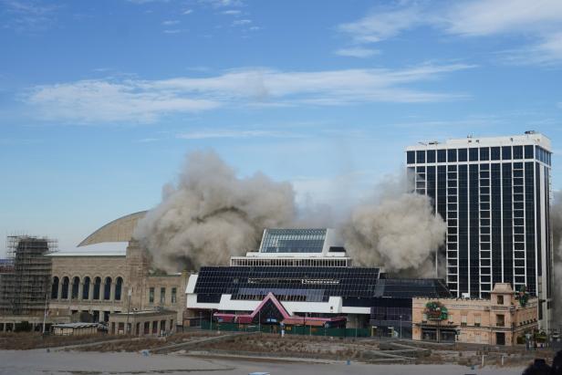 Altes Trump-Casino in Atlantic City gesprengt
