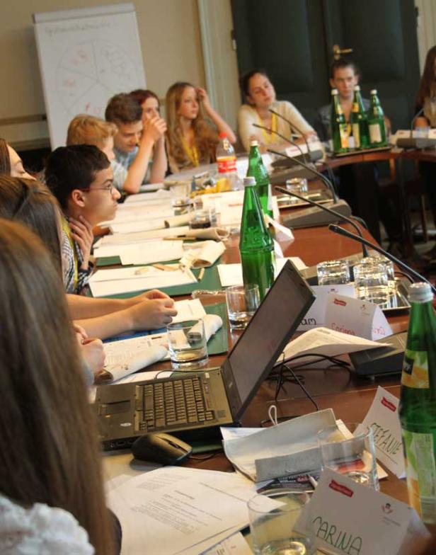 Eindrücke von der Arbeit vor dem Plenum