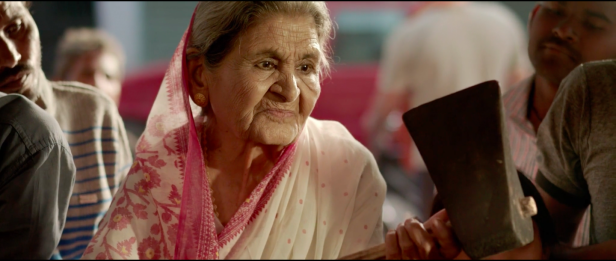Alte legendäre Schauspielerin Farrukh Jaffar im Film "Mehrunisa"