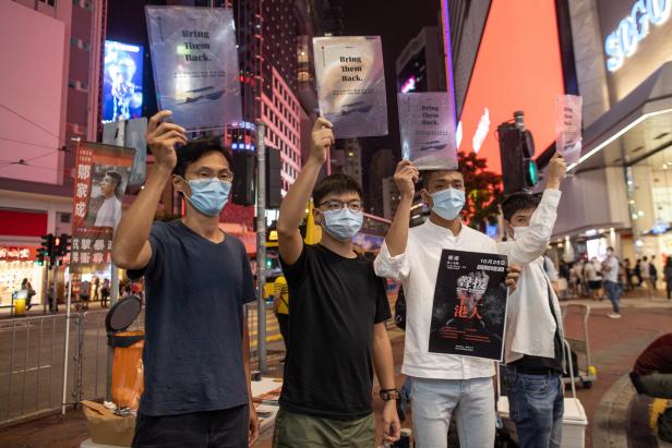 Hongkong: Größte Polizeiaktion gegen Oppposition