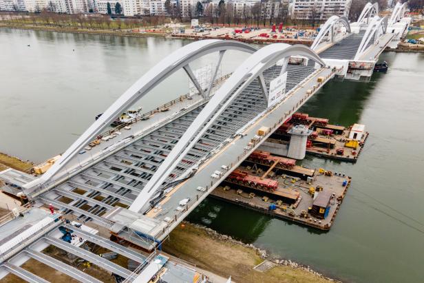 Linzer Brückenschluss:  „Ein historischer Tag“