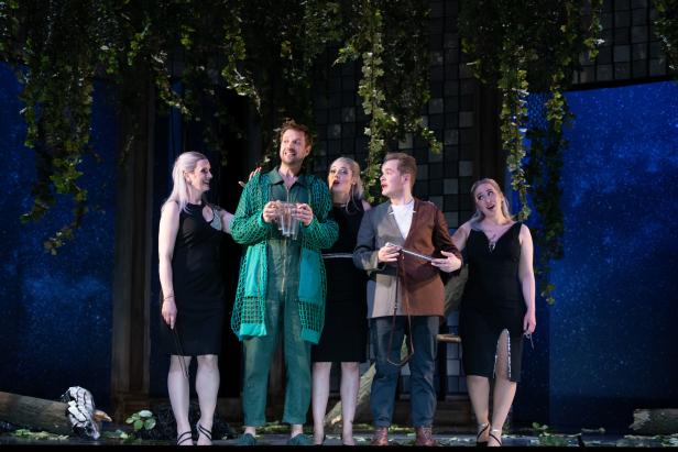 "Traviata" an der Staatsoper: Szenisch und musikalisch (fast immer) ein Ereignis