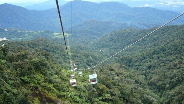 Armenien: Längste Seilbahn der Welt eröffnet