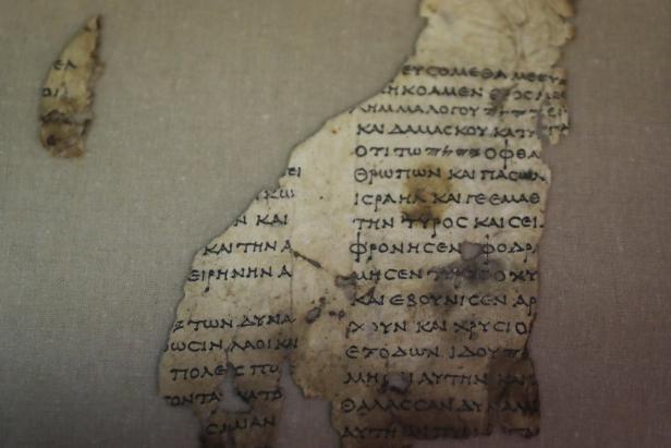 Bibel-Fragmente und ein Skelett: Spektakulärer Fund in Israel