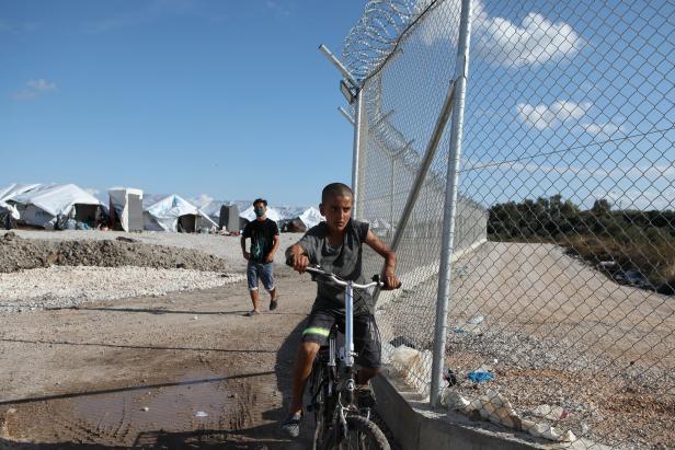 Flüchtlingslager Kara Tepe: "Ganze Generation geht kaputt"